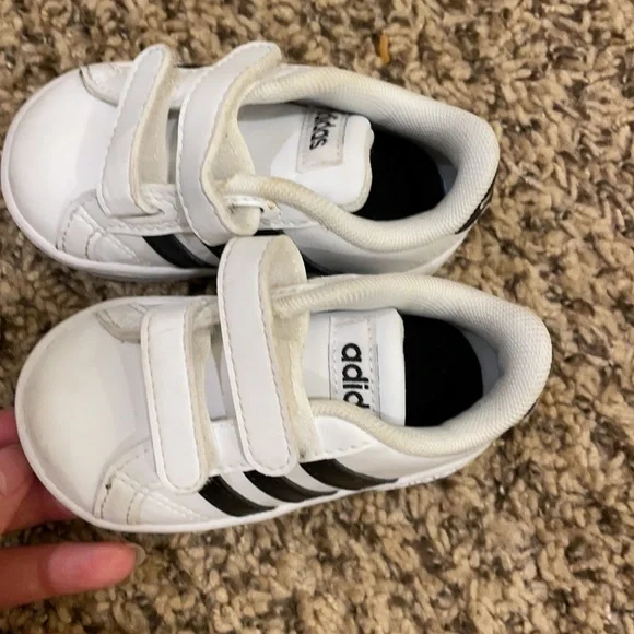 Adidas Baby - Picture 4 of 4